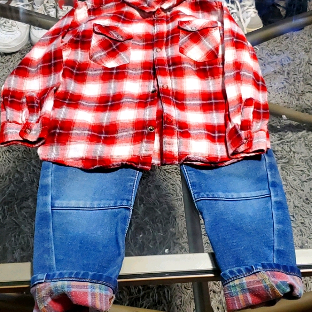 Plaid shirt with matching jeans by Zara